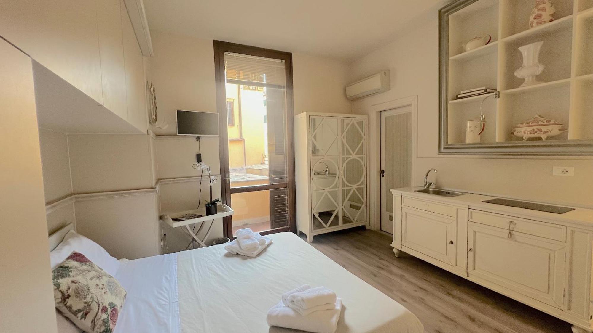 Charming Studio Next To The Duomo Apartment Florence Ngoại thất bức ảnh